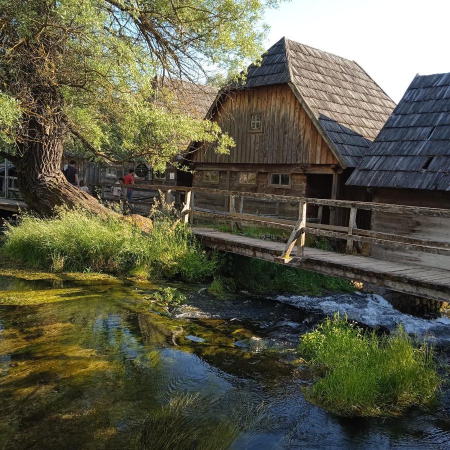 Gacka Valley Licko Lesce Екстериор снимка