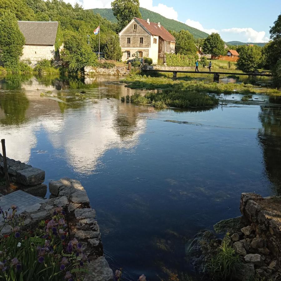 Gacka Valley Licko Lesce Екстериор снимка