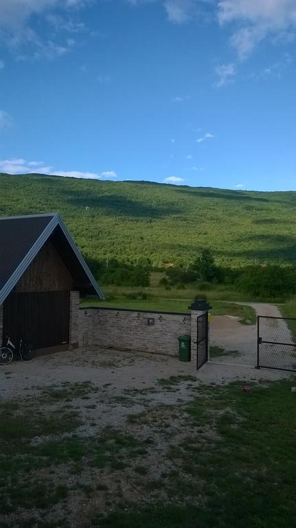 Gacka Valley Licko Lesce Екстериор снимка